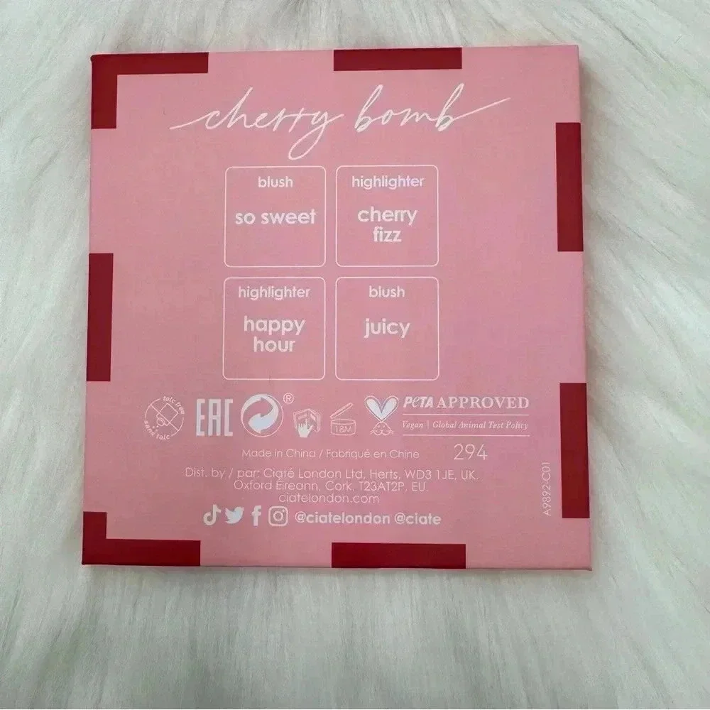CIATÉ LONDON Cherry Bomb Blush and Highlighter Palette in Light Medium